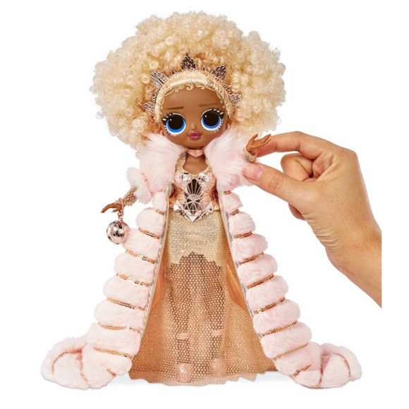 L.O.L. Surprise! O.M.G. 2021 Collector Edition NYE Queen Fashion Doll - Picture 6 of 7